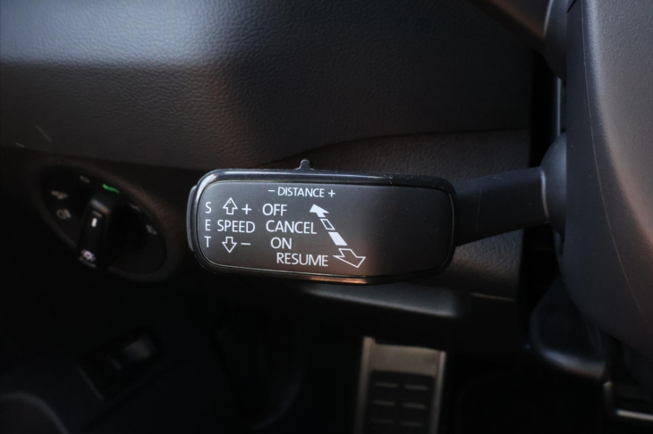 Škoda Karoq 2,0 2.0 TDI Sportline 4x4 DSG