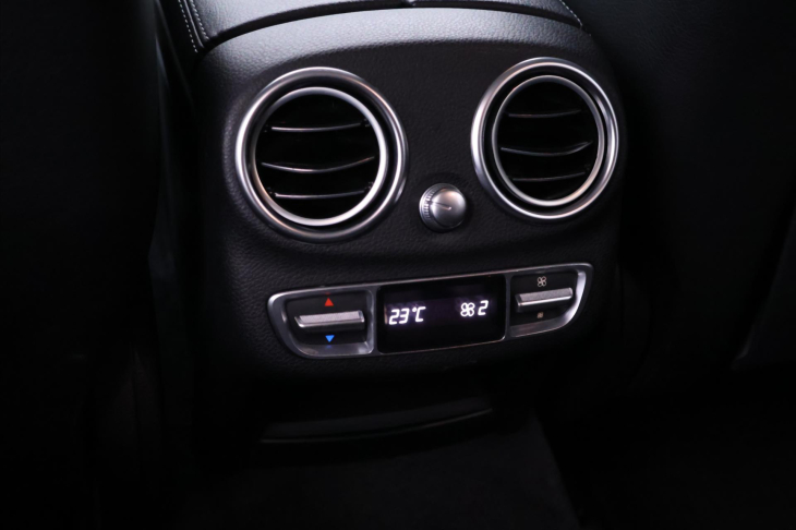 Mercedes-Benz Třídy C 2,2 250d 150kW Aut. LED