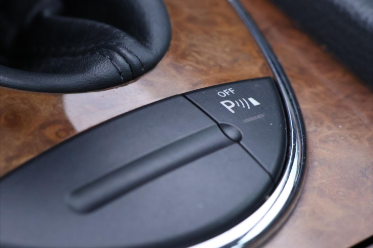 Mercedes-Benz Třídy E 2,2 220CDI 110kW Aut. Elegance