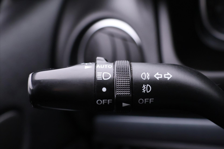 Mazda 6 2,0 i 108kW Aut.klima