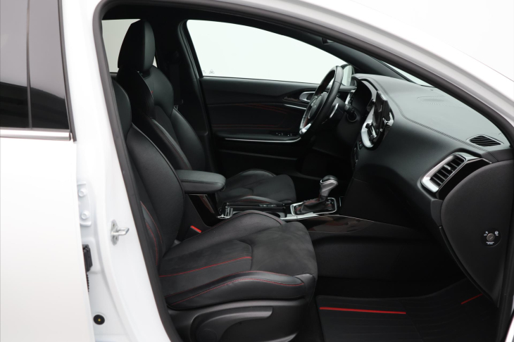 Kia ProCeed 1,6 T-GDI 150kW GT DCT DPH