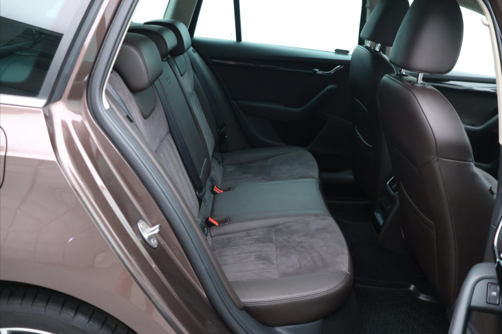 Škoda Octavia 2,0 TDI DSG 4x4 135kW CZ L&K