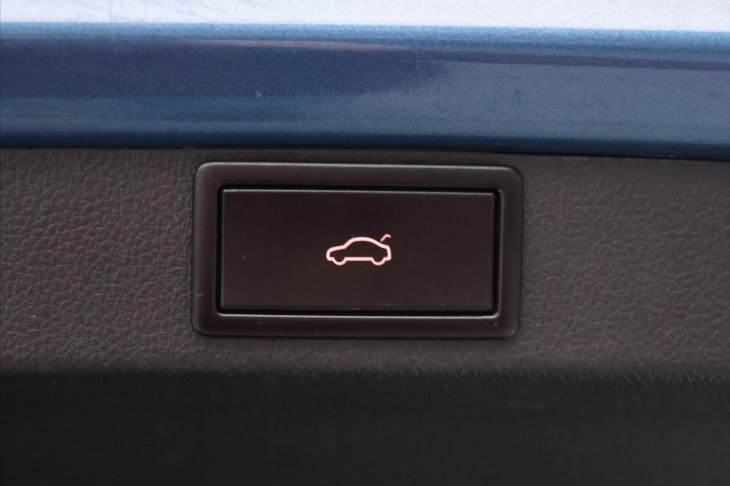 Škoda Octavia 1.0 TSI Business 1.Maj DPH