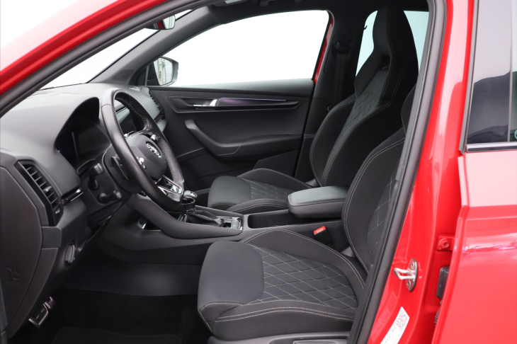 Škoda Karoq 2,0 TSI 140kW DSG CZ Sportline