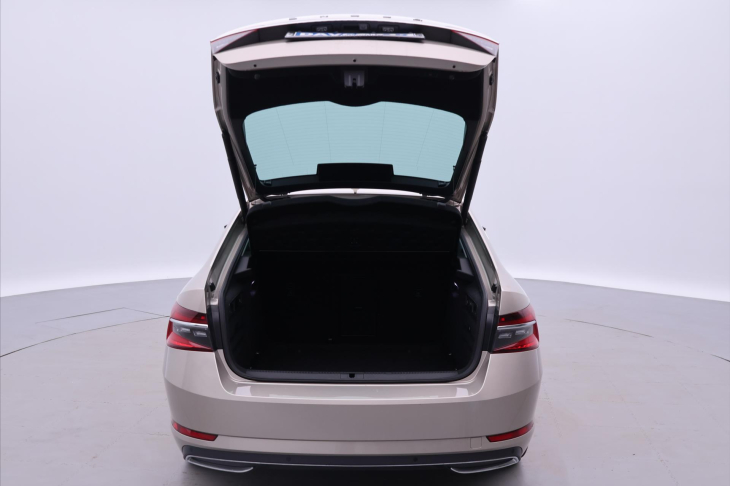 Škoda Superb 2,0 TSI 140 kW L&K DSG DPH CZ