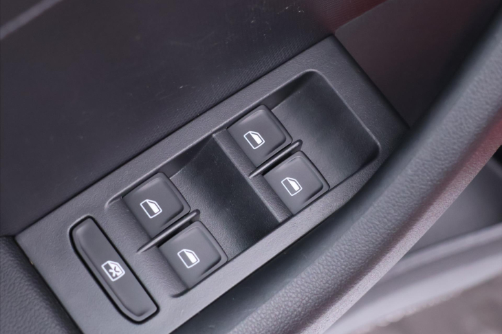 Škoda Rapid 1,2 TSI 77kW Style Plus Xenon