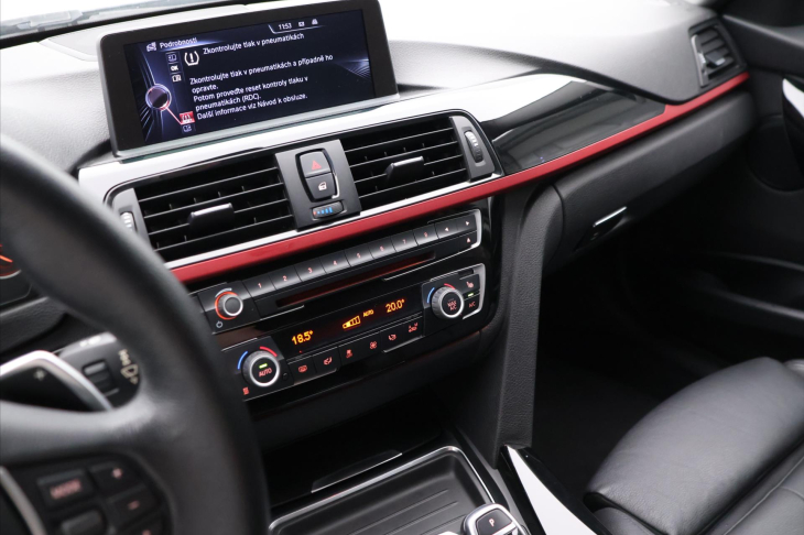 BMW Řada 3 3,0 330d 210kW Aut. xDrive
