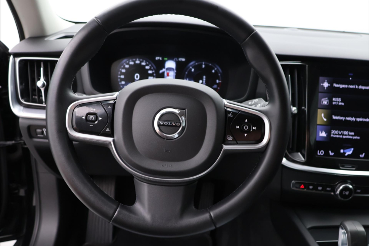 Volvo V60 2,0 B4 AWD Cross Country DPH