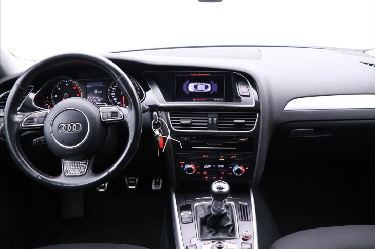 Audi A4 2,0 TDI 110kW CZ S-Line