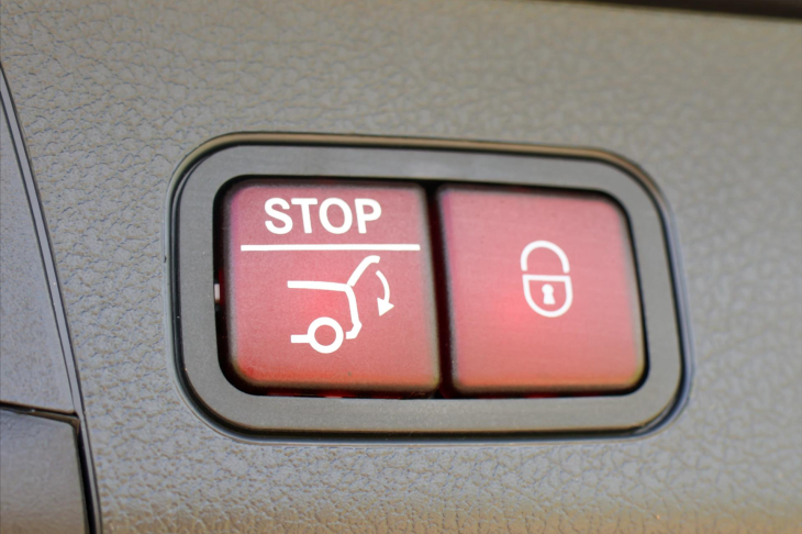 Mercedes-Benz GLB 2,0 200d 4Matic AMG Premium