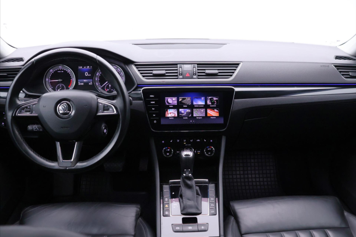 Škoda Superb 2,0 TDI 140kW DSG L&K 4x4 CZ