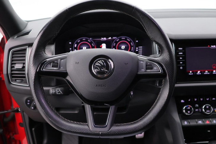 Škoda Kodiaq 2,0 TSI 140kW CZ DSG 7 Míst Sportline