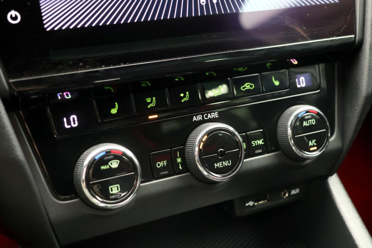 Škoda Octavia 2,0 TSI RS230 DSG LED Aut.klima