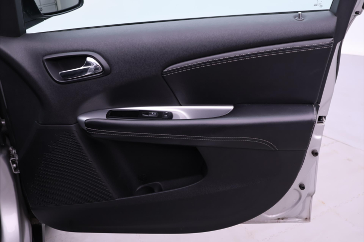 Fiat Freemont 2,0 MJT 103kW Urban Kůže 7Míst