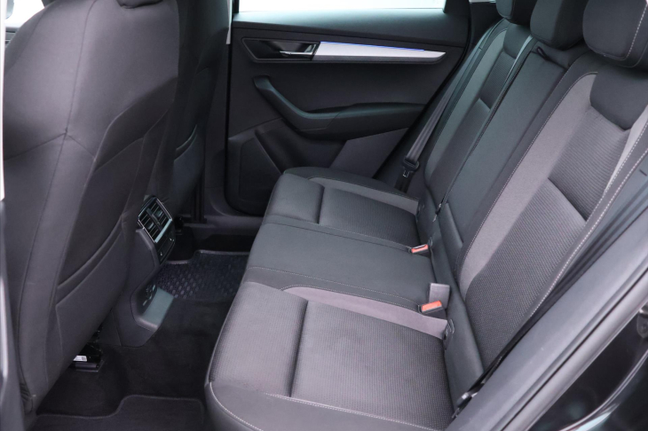 Škoda Karoq 2,0 TDI 110kW Virtual LED 1.Maj DPH