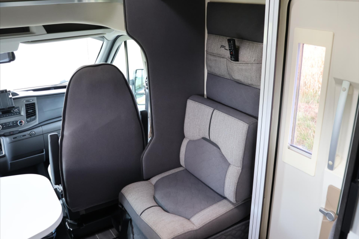 CI Caravans International Ostatní 2.0 CI Magis Plus 84 CZ DPH obytný automobil