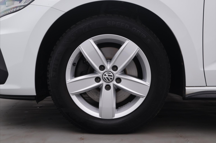 Volkswagen Touran 1,8 TSI 132kW DSG R-Line 7míst