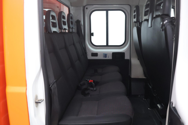Peugeot Boxer 2.2 HDI 121kW 7Míst CZ 1Maj DPH
