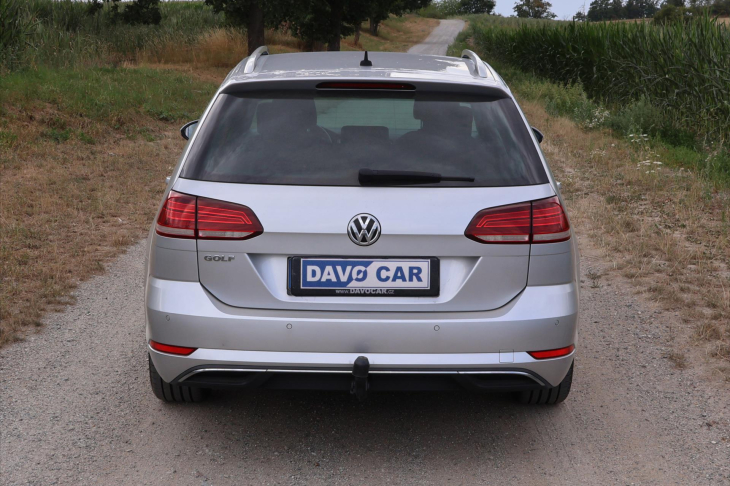 Volkswagen Golf 2.0 TDI 110kW DSG LED Join Tažné