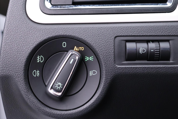 Škoda Rapid 1,2 TSI 66kW Spaceback CZ