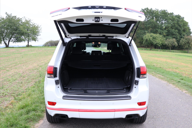 Jeep Grand Cherokee 3,0 CRDI 184kW CZ Edition S