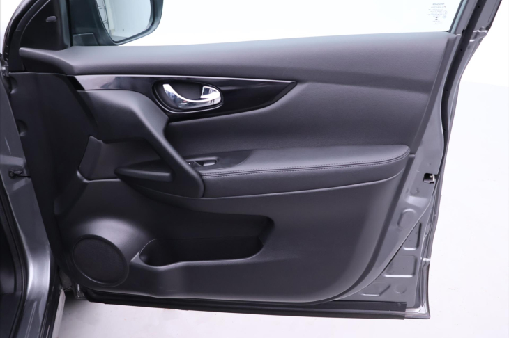 Nissan Qashqai 1,2 DIG-T 85kW Aut. CZ Tekna