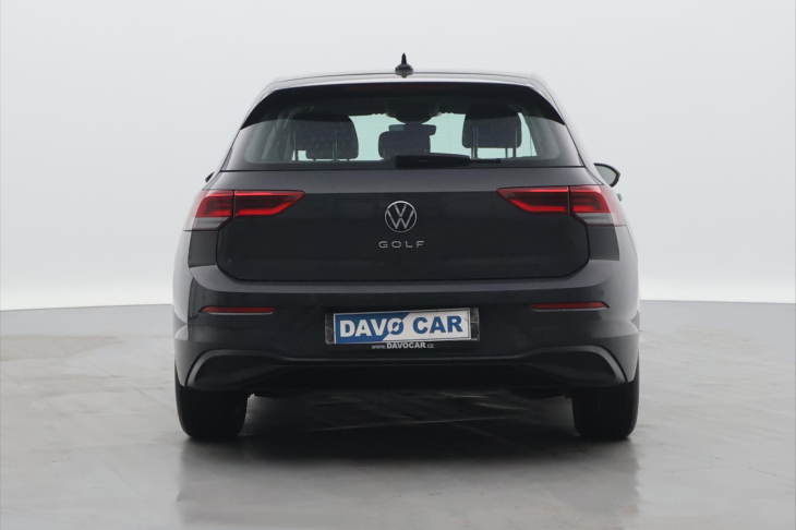 Volkswagen Golf 1,0 TSI 81KW LIFE Aut.klima CZ