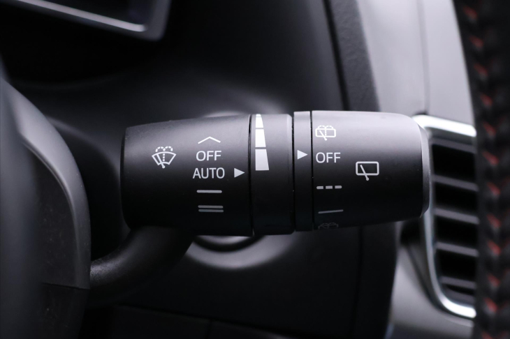 Mazda 3 2,0 i 121kW Sports-Line Xenon