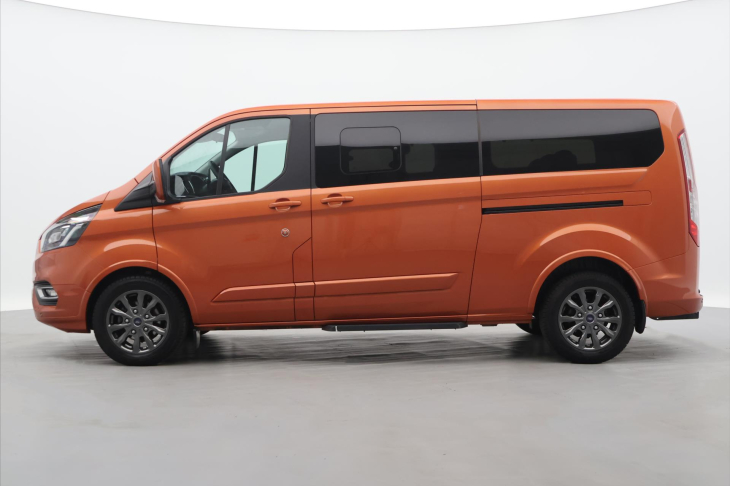 Ford Tourneo Custom 2,0 TDCI 136kW Titanium CZ DPH