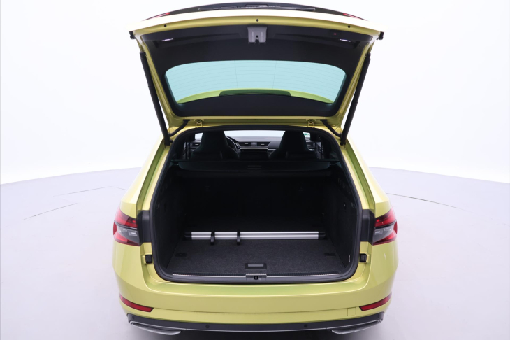 Škoda Superb 2,0 TDI 147kW DSG Sportline DPH