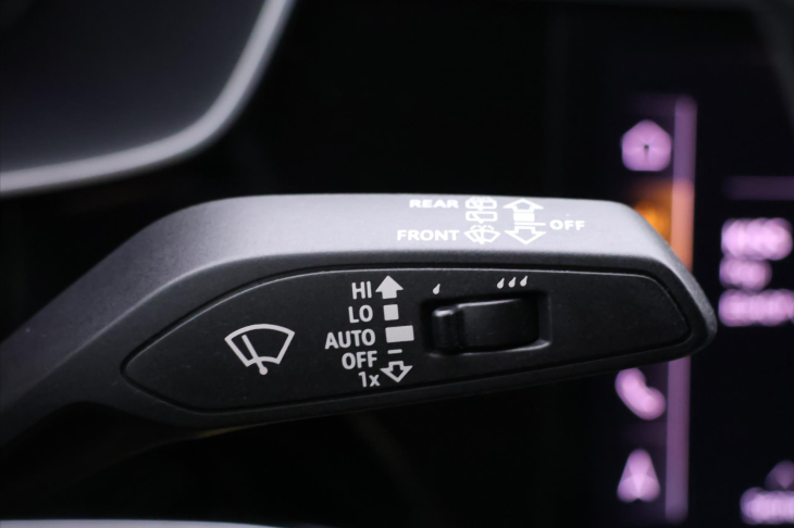 Audi Q3 2,0 40TFSI 140kW virtual 1.Maj