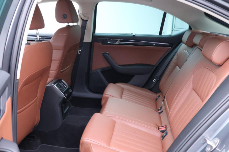 Škoda Superb 2,0 TDI 110kW L&K DSG DPH CZ