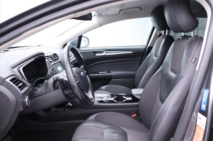 Ford Mondeo 2,0 TDCi 155kW Aut. Titanium