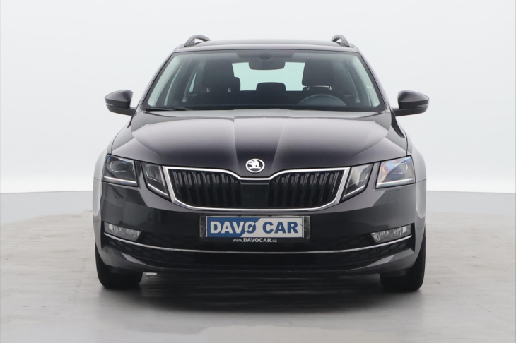 Škoda Octavia 1.6 TDI CZ Style Kessy LED DPH