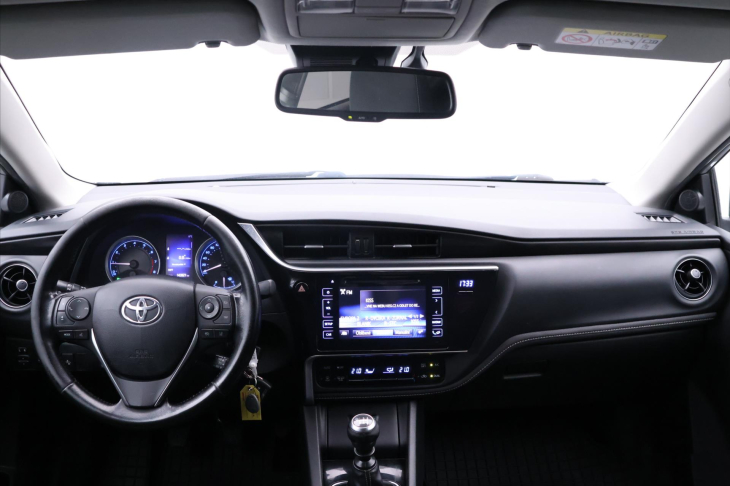 Toyota Corolla 1,6 VVT-i 97kW 1.Maj CZ Serv.k.