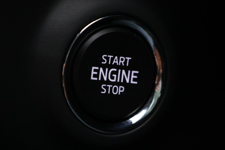 Škoda Karoq 2,0 TDI 4x4 DSG Sportline CZ