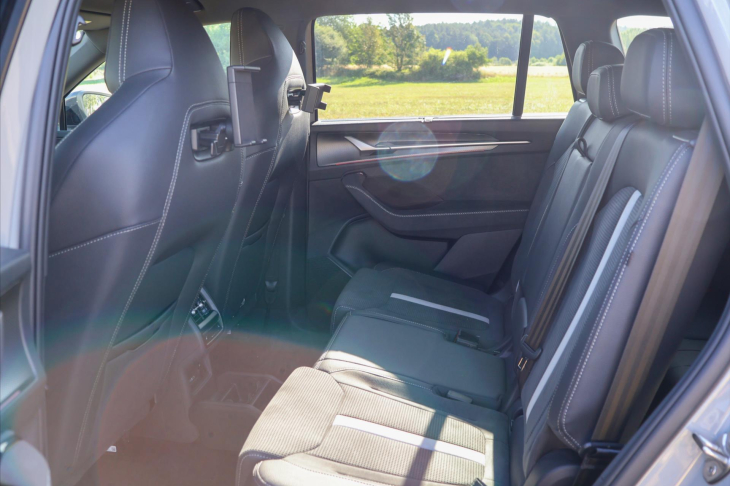 Škoda Kodiaq 2,0 TDI DSG 4x4 Sportline 7-Míst