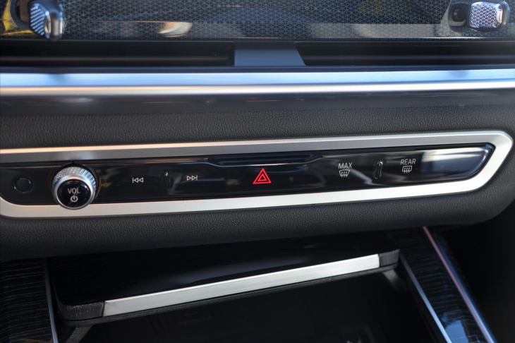 BMW X7 3,0 40d 250kW Xdrive M-Paket DPH