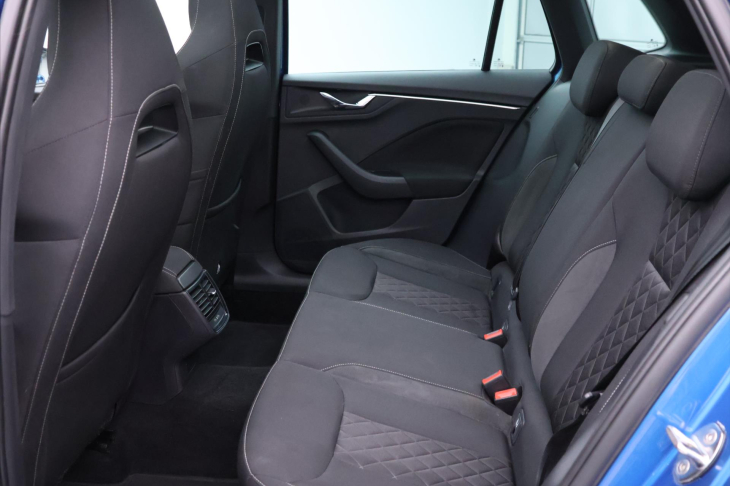 Škoda Kamiq 1,0 TSI DSG Style Sport Virtual