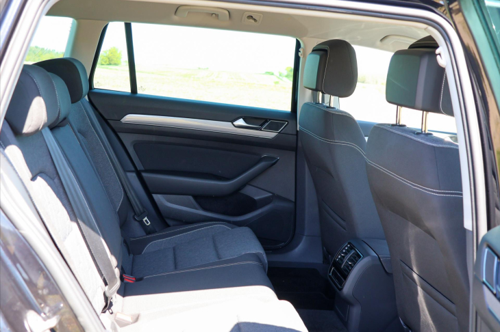 Volkswagen Passat 2,0 TDI DSG Matrix Virtual DPH