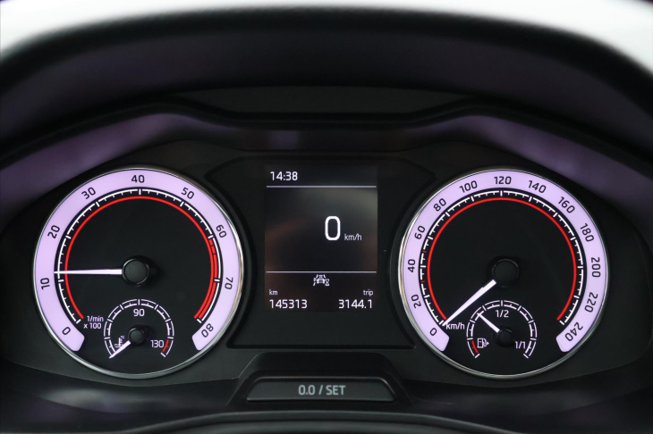 Škoda Kamiq 1,5 TSI 110kW Monte Carlo Pano