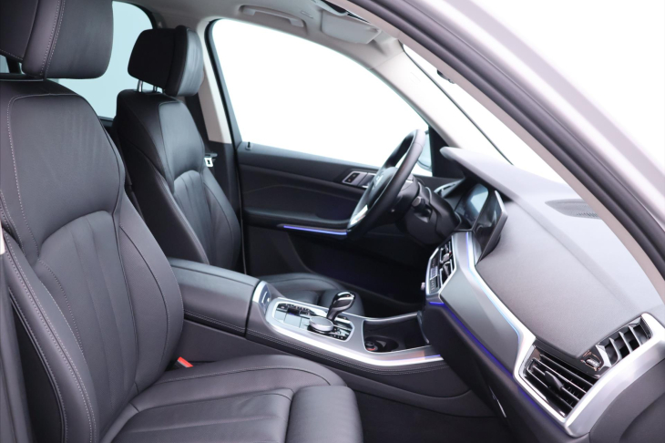 BMW X5 3,0 xDrive 245kW CZ DPH 40i