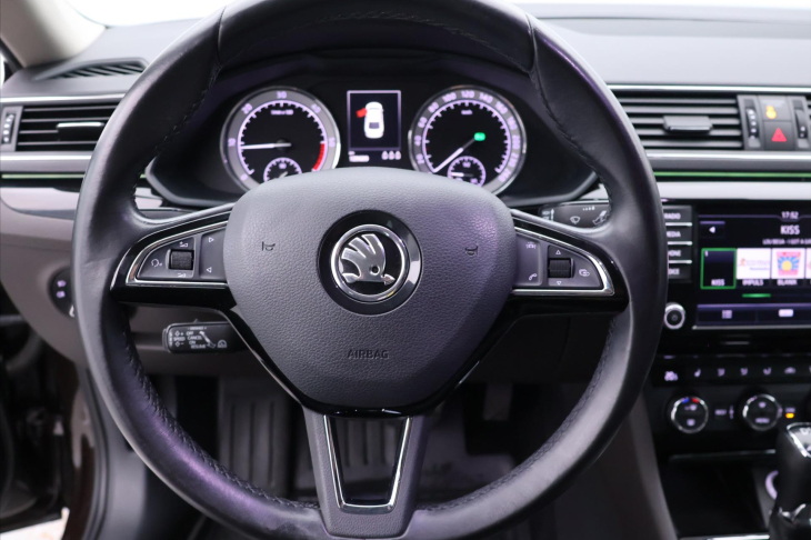 Škoda Superb 2,0 TDI 140kW L&K DSG 4x4 CZ