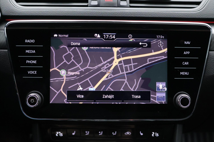 Škoda Superb 2,0 TDI DSG Sportline LED DPH