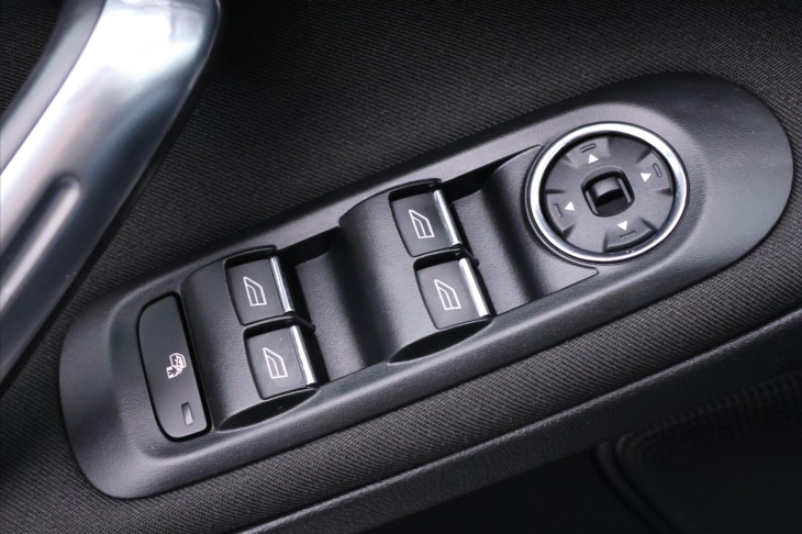 Ford S-MAX 2,0 TDCI 103kW Aut.klima 5-Míst