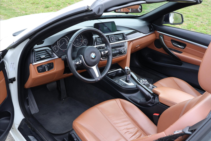 BMW Řada 4 2,0 M-Packet Luxury Cabrio