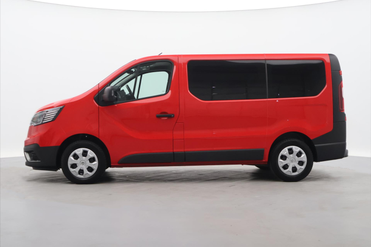 Renault Trafic 2,0 dci 110kW CZ DPH 9 Míst Aut
