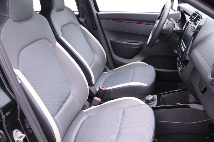 Dacia Spring Comfort Plus 45 1.Maj