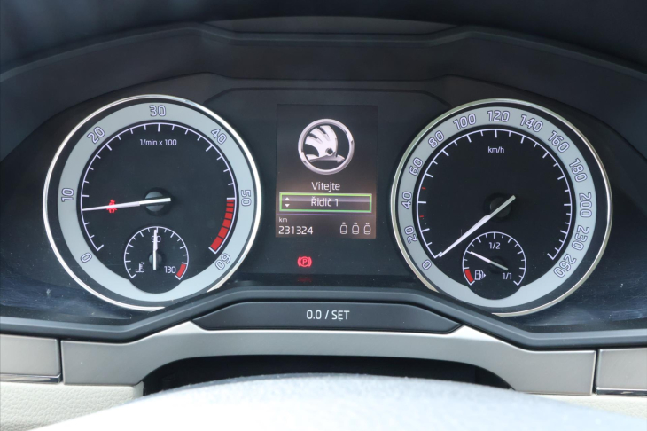 Škoda Superb 2,0 TDI 140kW DSG 4x4 Style CZ