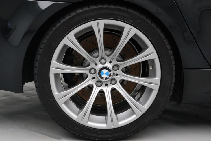 BMW M5 5,0 373kW Kůže Klima. Navigace